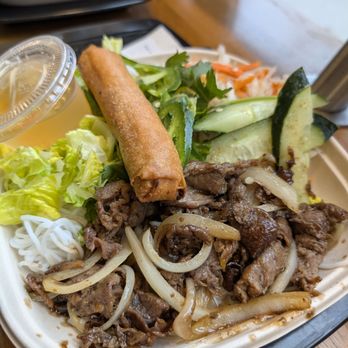 Lotus Banh Mi - Vietnamese Near Me - Chicago, Illinois