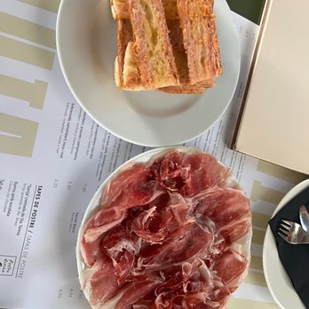 La Flauta - Jamon - Spanish Near Me - Barcelona, B La Flauta - Jamon - Spanish Near Me - Barcelona, B