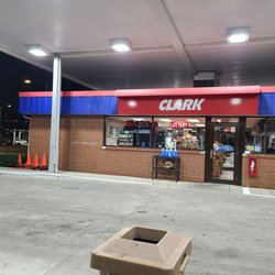 Clark & Mians Oil - Store