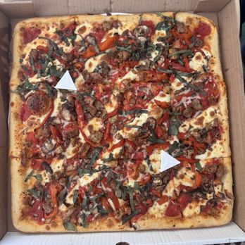 Williamsburg Pizza - Pizza Near Me - Omaha, Nebraska Williamsburg Pizza - Pizza Near Me - Omaha, Nebraska