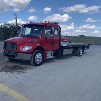 Abel's Towing - Abels towing tow trucks! - Towing Near Me - San Antonio, Texas Abel's Towing - Abels towing tow trucks! - Towing Near Me - San Antonio, Texas