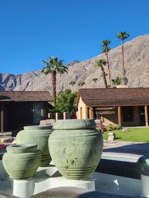 Cornelia White House by null