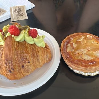 Chefs Providence - Croissant and pie - Bakeries Near Me - Spring, Texas