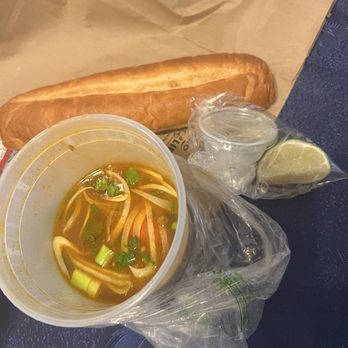 Bun Me! - Bo Kho Beef Stew with Bread - Vietnamese Near Me - Northridge, California Bun Me! - Bo Kho Beef Stew with Bread - Vietnamese Near Me - Northridge, California
