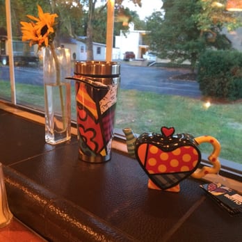 Hershey Pantry - The window - Breakfast & Brunch Near Me - Hershey, Pennsylvania Hershey Pantry - The window - Breakfast & Brunch Near Me - Hershey, Pennsylvania