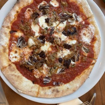 Stella 34 Trattoria - Salsiccia pizza - Italian Near Me - New York, New York Stella 34 Trattoria - Salsiccia pizza - Italian Near Me - New York, New York
