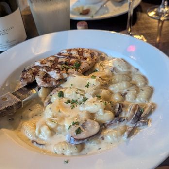 Vito’s Trattorita - Italian Near Me - Albany, Oregon Vito’s Trattorita - Italian Near Me - Albany, Oregon