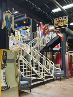 Showmen's Museum by null