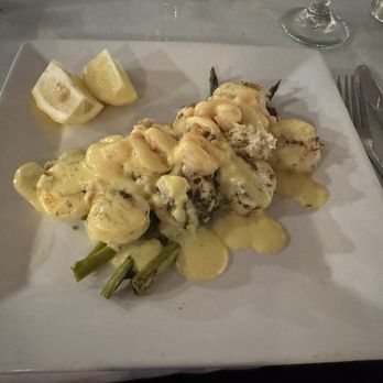 Island Way - Scallops Neptune - Seafood Near Me - Oak Island, North Carolina