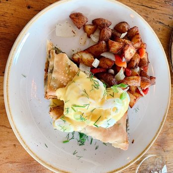 Ovelia - Eggs Florentine - Greek Near Me - Astoria, New York Ovelia - Eggs Florentine - Greek Near Me - Astoria, New York