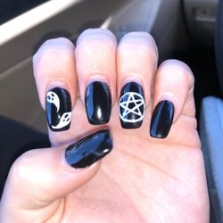Eternity Nails & Spa - Didn't even paint the sides or do good art.