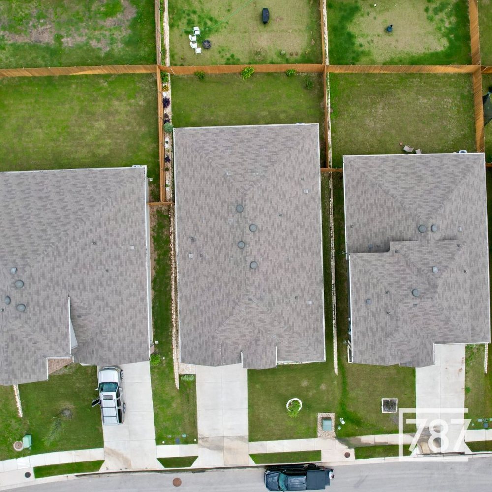 Slide of 787 Construction