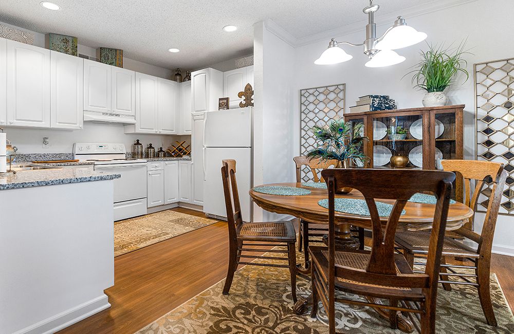 PALMETTO CREEK Updated September 2024 37 Photos & 24 Reviews 5101 Citrus Blvd, River Ridge