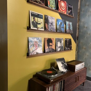 Elusive - Botanical Bar by Dashfire - Vinyl! - Distilleries Near Me - Minneapolis, Minnesota Elusive - Botanical Bar by Dashfire - Vinyl! - Distilleries Near Me - Minneapolis, Minnesota