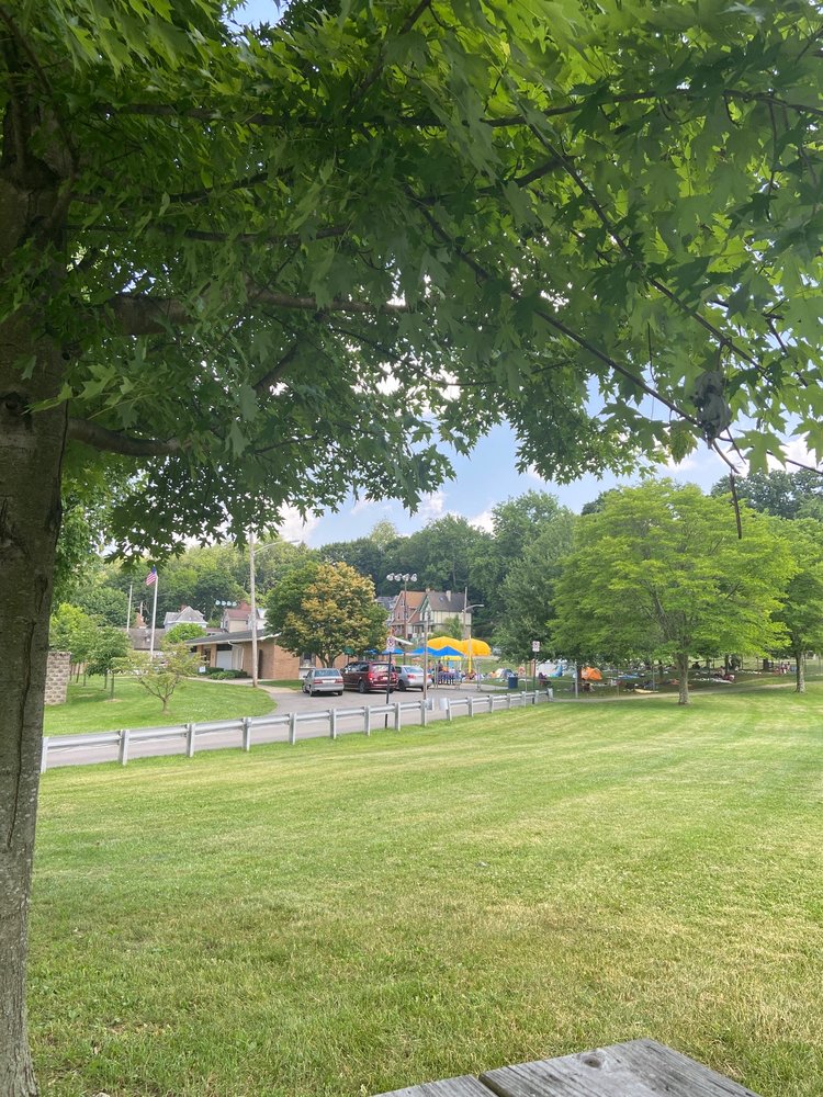 CRAFTON PARK 17 Photos 15 Afton Ave, Crafton, Pennsylvania