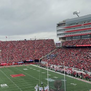 Memorial Stadium - Stadium - Stadiums & Arenas Near Me - Lincoln, Nebraska