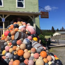 Bunnell Street Gallery - Buoy sculpture outside