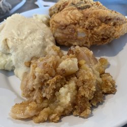 Charlie B’s - Mashed potatoes with white gravy, chicken breast and apple cobbler.