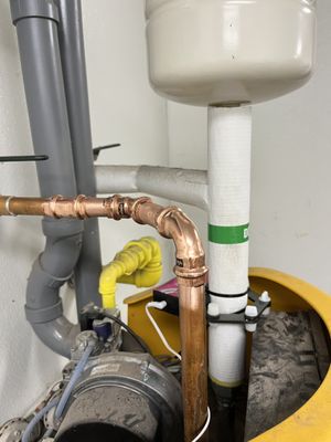 Pine Country Plumbing Logo