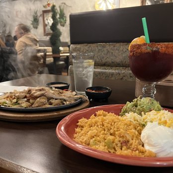 Luna Mexican Cuisine - Chicken Fajitas - Mexican Near Me - Medford, Oregon Luna Mexican Cuisine - Chicken Fajitas - Mexican Near Me - Medford, Oregon