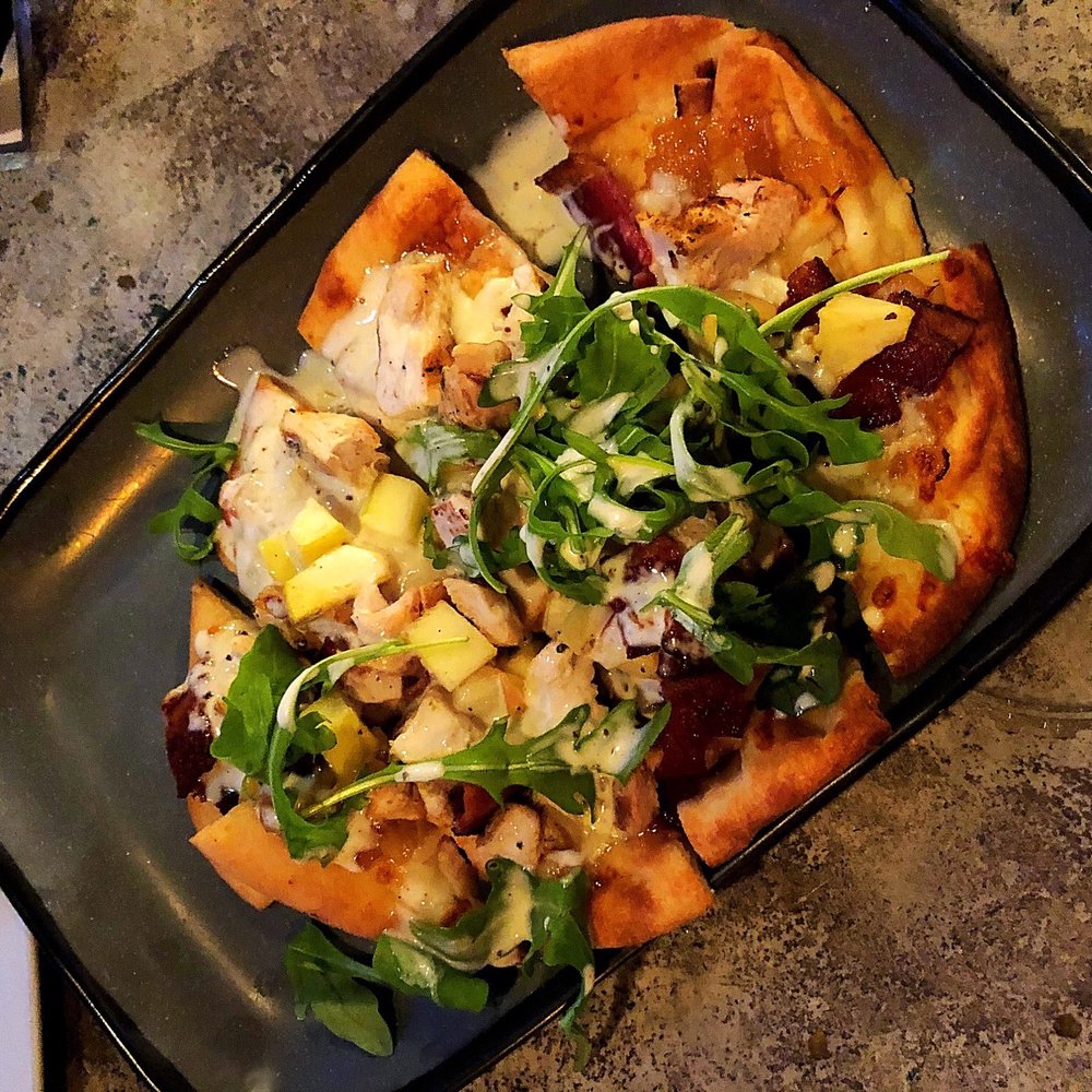 The Stubborn Mule - Bacon Apple Chicken Flatbread on Happy Hour! - New American Near Me - Orlando, Florida The Stubborn Mule - Bacon Apple Chicken Flatbread on Happy Hour! - New American Near Me - Orlando, Florida