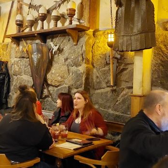 Auberge du Dragon Rouge - Dinner Theater Near Me - Montreal, Quebec Auberge du Dragon Rouge - Dinner Theater Near Me - Montreal, Quebec