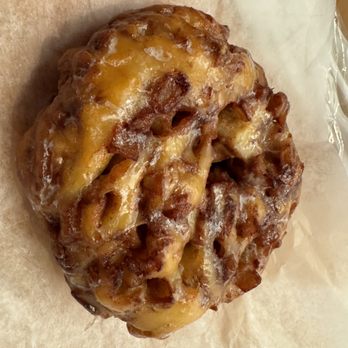 Do-Rite Donuts & Chicken - Apple fritter - Donuts Near Me - Chicago, Illinois