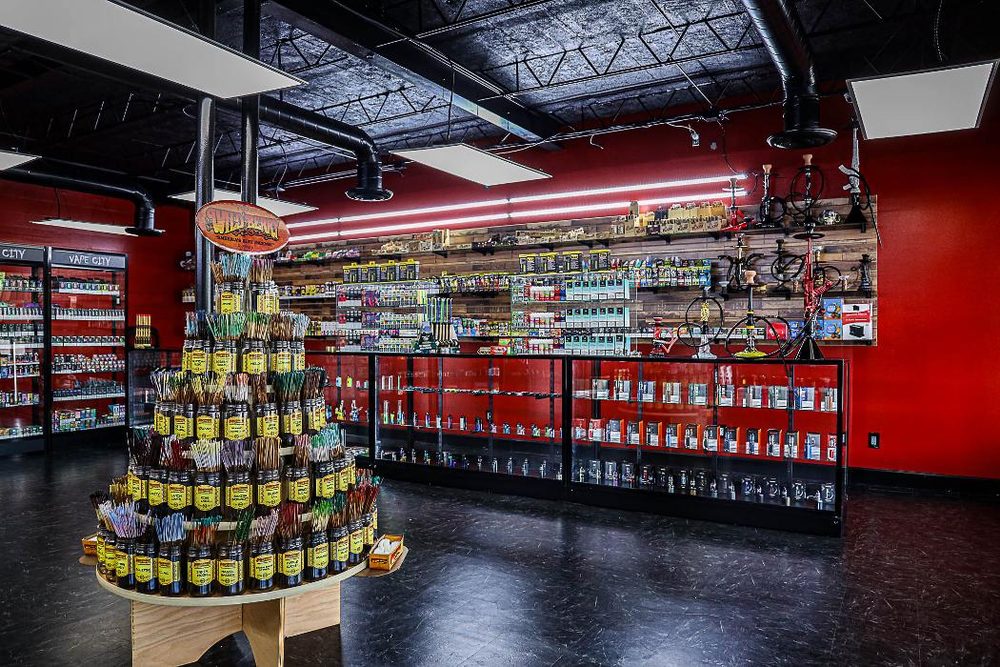 VAPE CITY - Updated August 2024 - 17 Photos - 3909 Richmond Ave ...