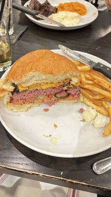 Red's Kitchen + Tavern by null