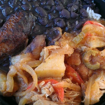 Havana Kitchen - Fricase bowl (saucy chicken) - comes with white rice, black beans, and 2 sweet plantains. No culture shock, I promise. - Cuban Near Me - Temecula, California Havana Kitchen - Fricase bowl (saucy chicken) - comes with white rice, black beans, and 2 sweet plantains. No culture shock, I promise. - Cuban Near Me - Temecula, California