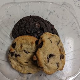 Chocolate chip and double chocolate chip cookies