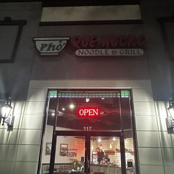 Pho Que Huong - Vietnamese Near Me - Plano, Texas