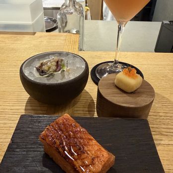 MĀZE - - Shigoku oyster, chojang vin, korean pear - Potato and leek cromesquis, smoked trout roe  - Bourbon barrel smoked salmon toast - New American Near Me - Honolulu, Hawaii