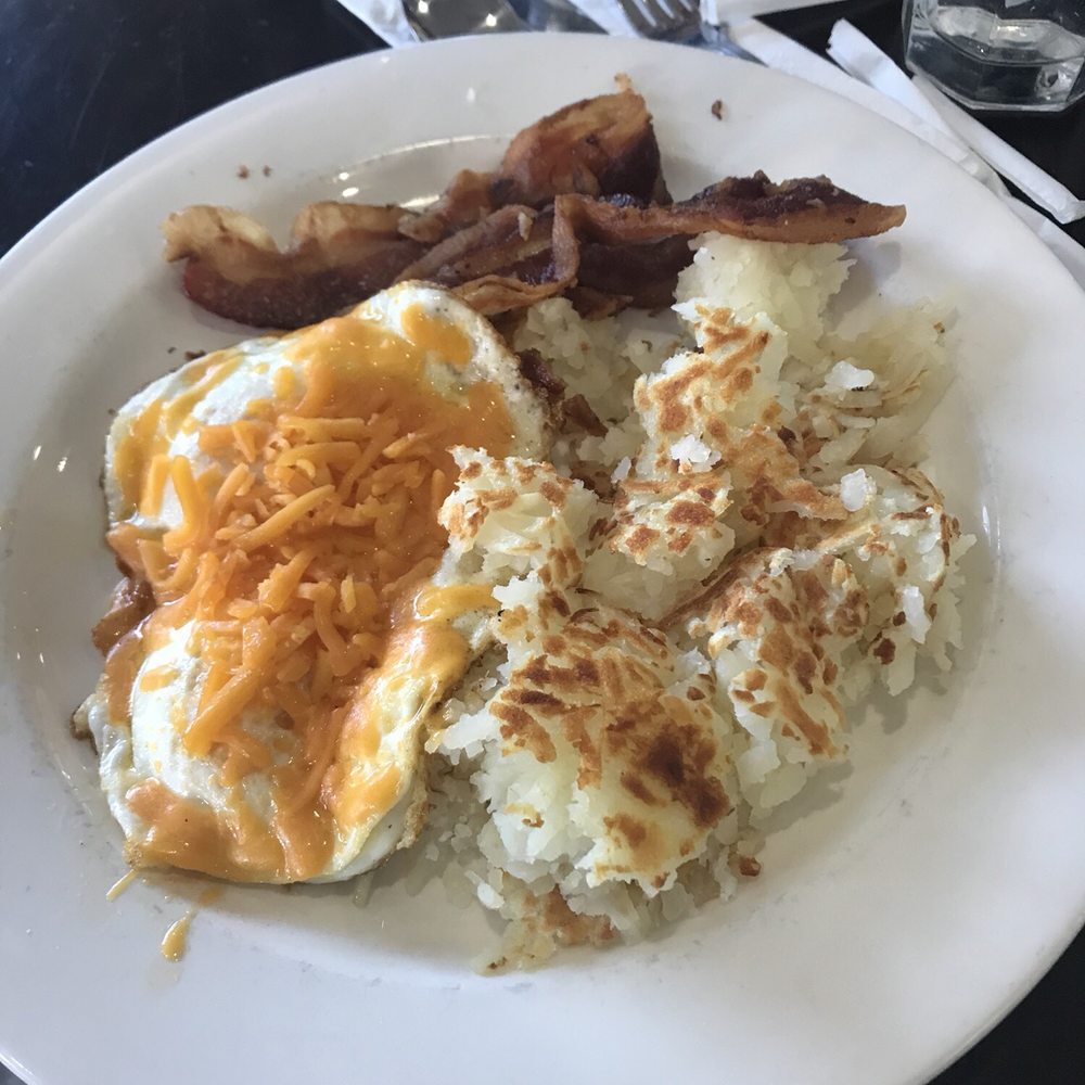 Bacon and Jam - Eggs, hash browns and bacon - Breakfast & Brunch Near Me - Chicago, Illinois Bacon and Jam - Eggs, hash browns and bacon - Breakfast & Brunch Near Me - Chicago, Illinois