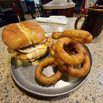 Iron Skillet - Southwest Chicken Sandwich - American Near Me - Kenly, North Carolina