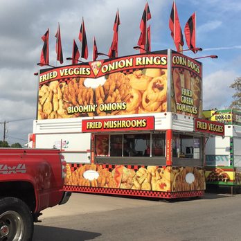Circleville Pumpkin Show - Setting up one of the food stands on Sunday before the pumpkin show - Festivals Near Me - Circleville, Ohio