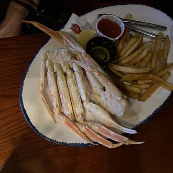 Red Lobster - Snow Crab Legs ( Lb.) and Sea-Salted Fries - Seafood Near Me - Wethersfield, Connecticut Red Lobster - Snow Crab Legs ( Lb.) and Sea-Salted Fries - Seafood Near Me - Wethersfield, Connecticut