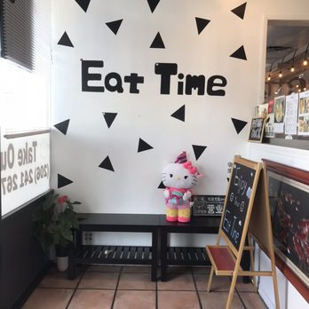 Eat Time - Restaurant name and entrance - Cantonese Near Me - Burien, Washington Eat Time - Restaurant name and entrance - Cantonese Near Me - Burien, Washington