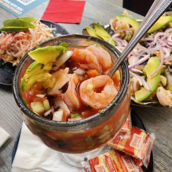 Mariscos Choix - Coctail de camaron e pulpo - Seafood Near Me - Downey, California