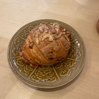 Le Phin - Ham and cheese croissant - Coffee & Tea Near Me - New York, New York