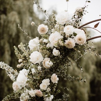 Flower Girl Em - Floral Designers Near Me Flower Girl Em - Floral Designers Near Me
