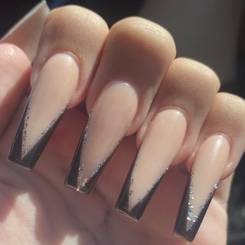 Q-H Nails Spa - my nails right after got them done - Nail Salons Near Me - Tracy, California