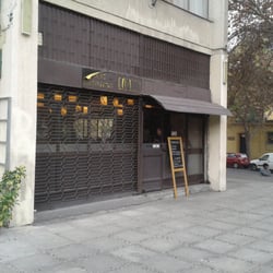 Café Pedregal - la entrada por la plaza