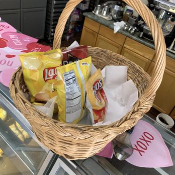 La Parisienne - Bakeries Near Me - Morro Bay, California