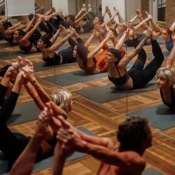 105F Hot Yoga, Pilates & Wellness - Lincoln Park