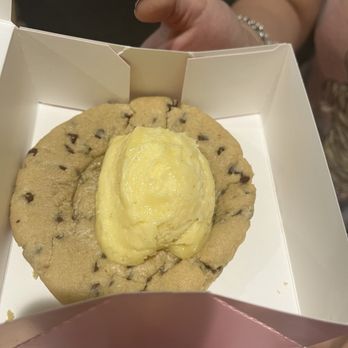 Crumbl - The Forum - they didnt add chocolate to the skillet cookie i ordered which was also raw. - Bakeries Near Me - Selma, Texas