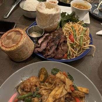 Thonglor - Pad Ped Pla Dook and Tum Tard - Thai Near Me - Brighton, Massachusetts
