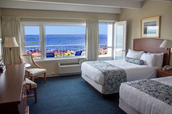 Atlantis Oceanfront Inn Hotel & Breakfast Café In Gloucester, MA by null