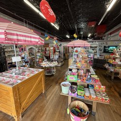 Sweet P’s - Candy store-YUM!!