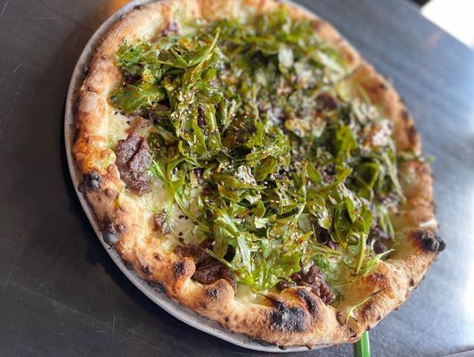 Pizzeria Lola by null